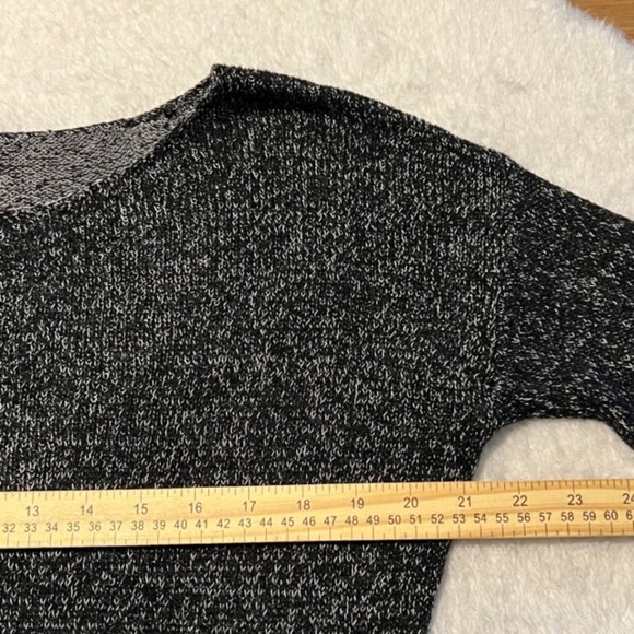 GARAGE Womens Black & White Knit Round Neck Pullover Sweater Size XS-S - Picture 9 of 10